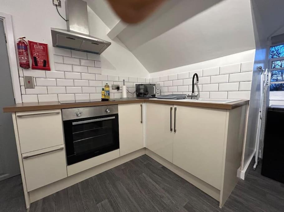 Rock Park Penthouse Apartment Llandrindod Wells Exterior photo